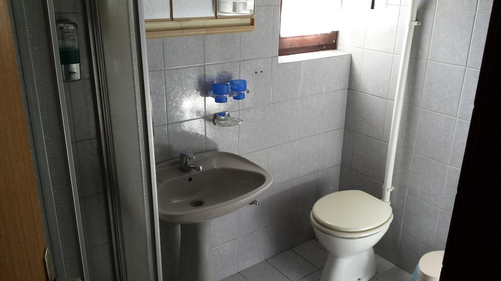 Guest House Gaja Novi Sad Rom bilde