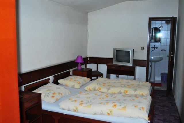 Guest House Gaja Novi Sad Rom bilde