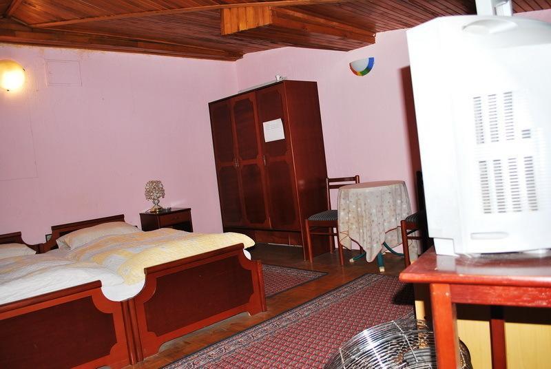 Guest House Gaja Novi Sad Rom bilde